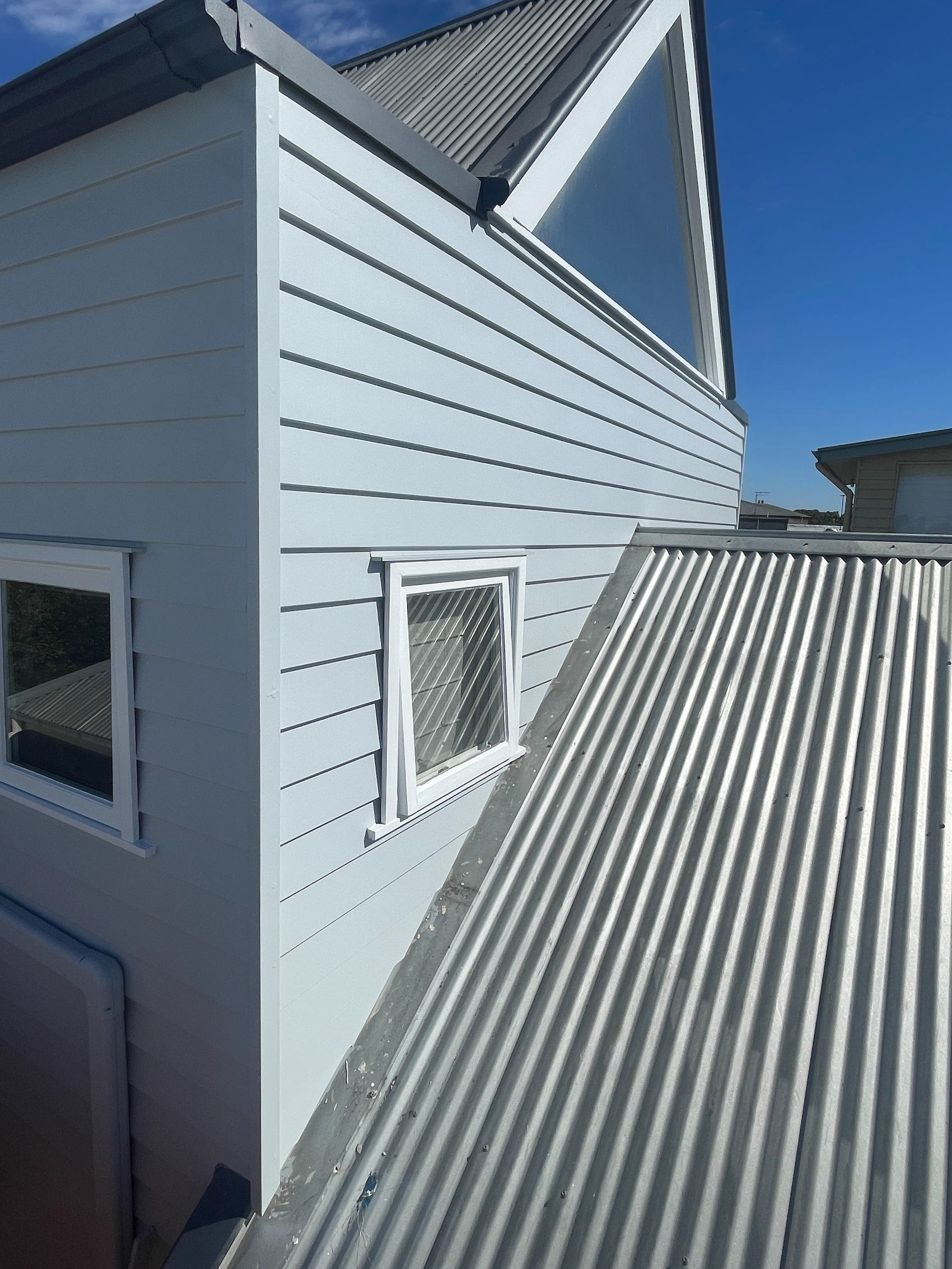 Clifton Hill, Clifton Hill after recladding