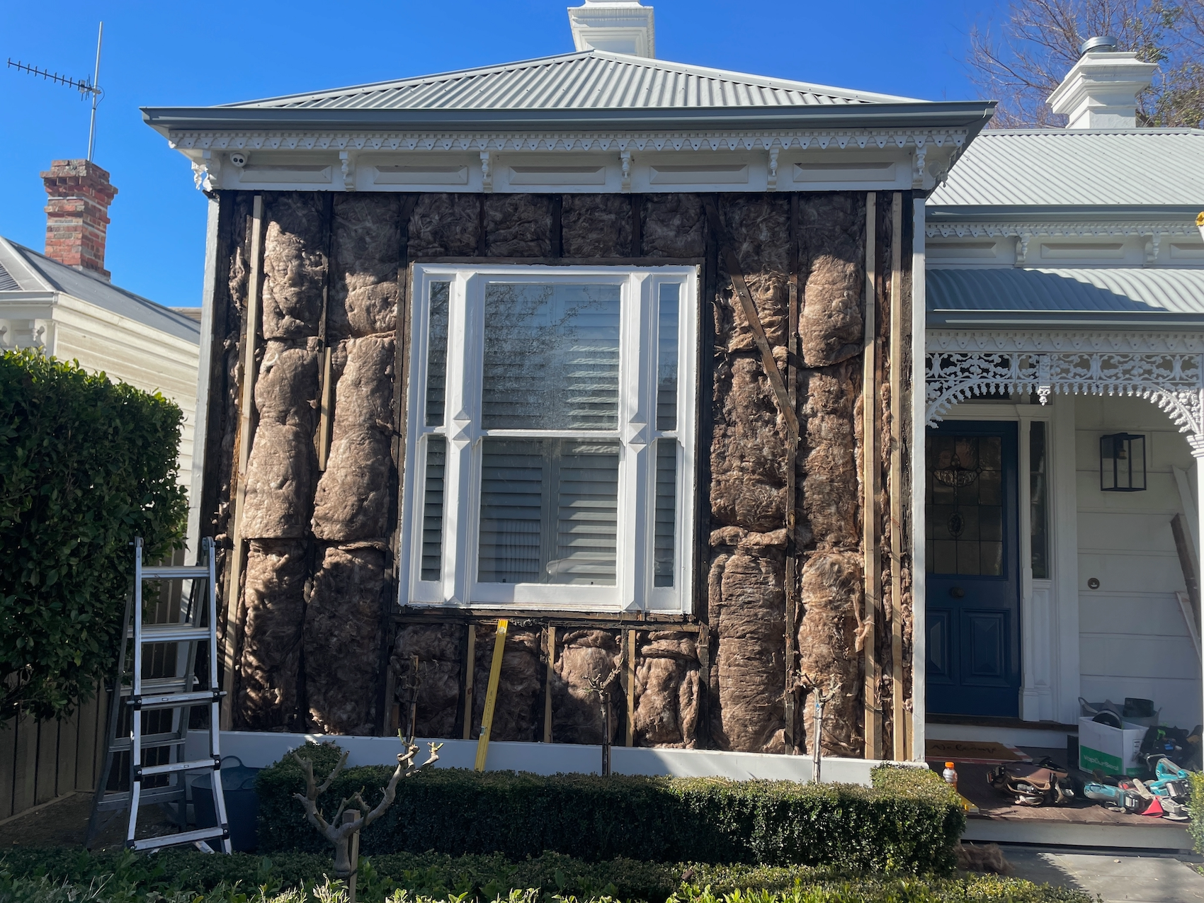 Fairbairn Rd, Toorak before recladding