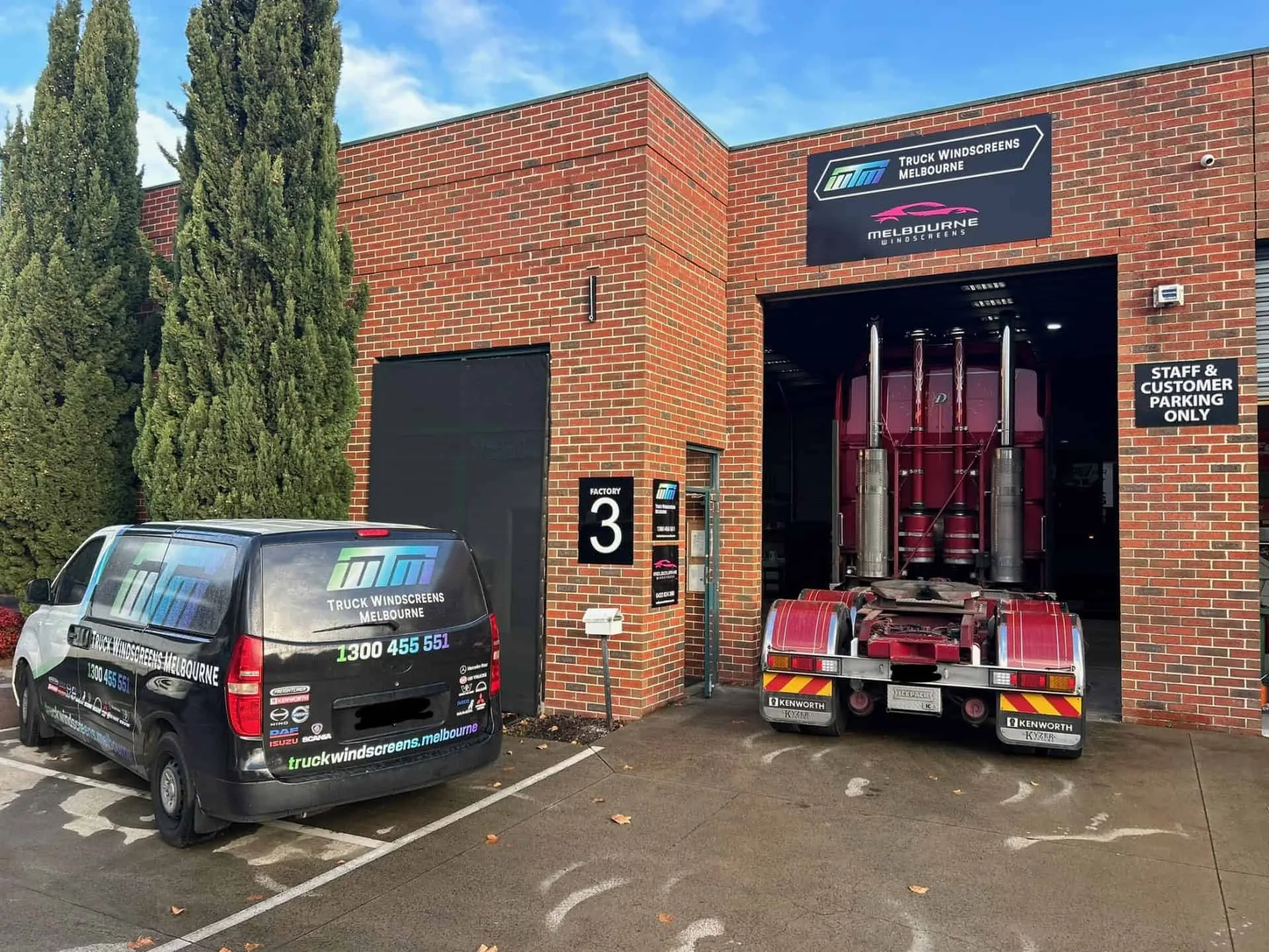 The Truck Windscreens Melbourne van outside the Kilsyth South workshop